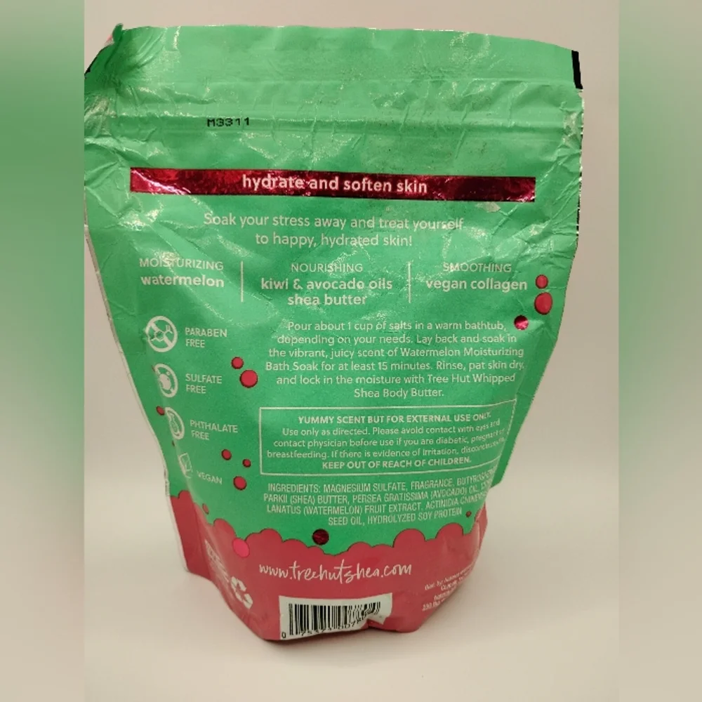Tree Hut Moisturzing Watermelon Bath Soak - Picture 2 of 2
